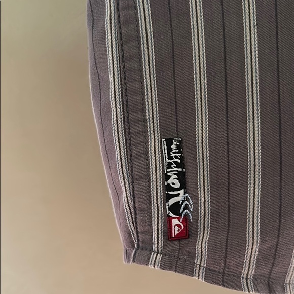 Quicksilver Men's Gray Striped Shirt - Picture 4 of 4